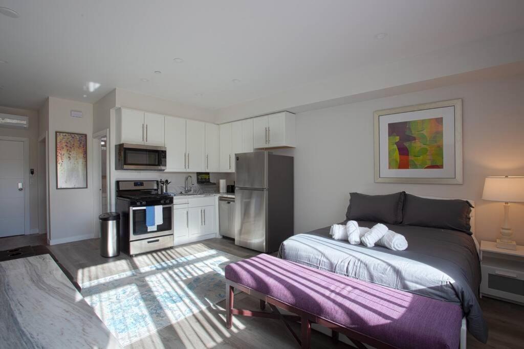 Luxurious Furnished Studio W Full Kitchen In Sd San Diego Eksteriør billede